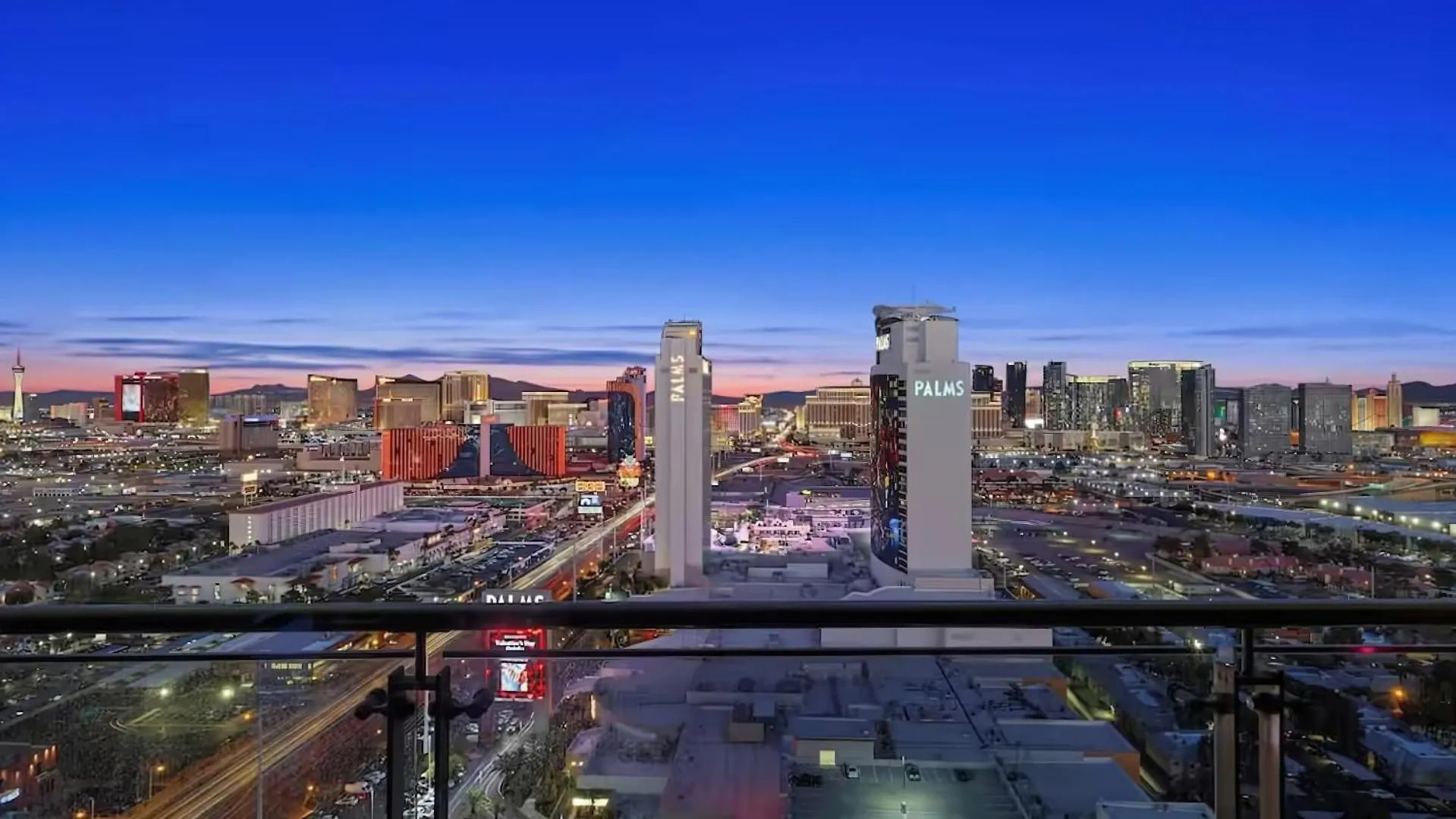 Vista Balcony Collection - Stripsuite Palms Place Hotel, Resort & Casino Hotel Las Vegas